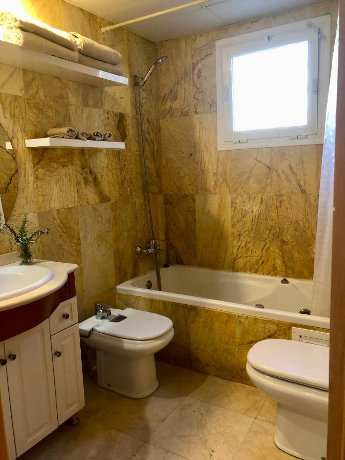 Ellie'S Hus 2 Leilighet Benalmádena Eksteriør bilde